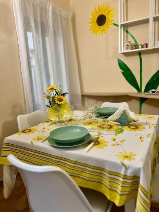 Appartamento Il Girasole Calcinaia Buitenkant foto